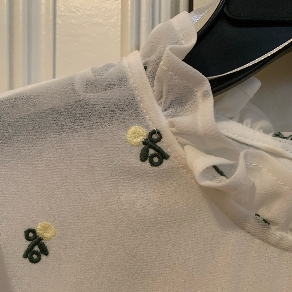 CeCe round neck blouse in Soft Ecru